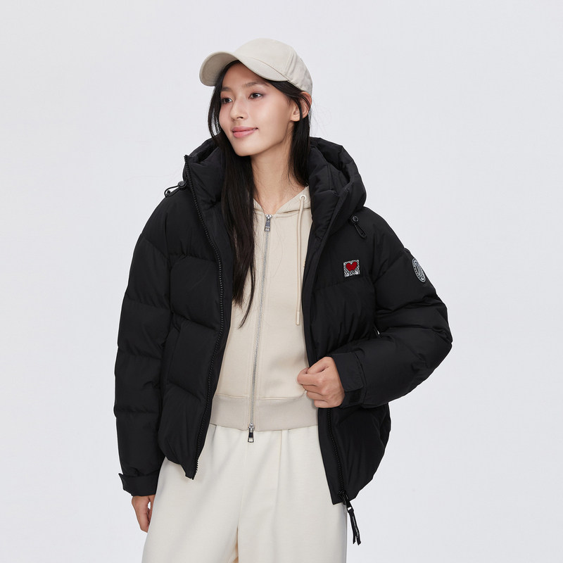 波司登奥莱冬季男百搭潮流时尚运动简约防风保暖短款连帽厚羽绒服