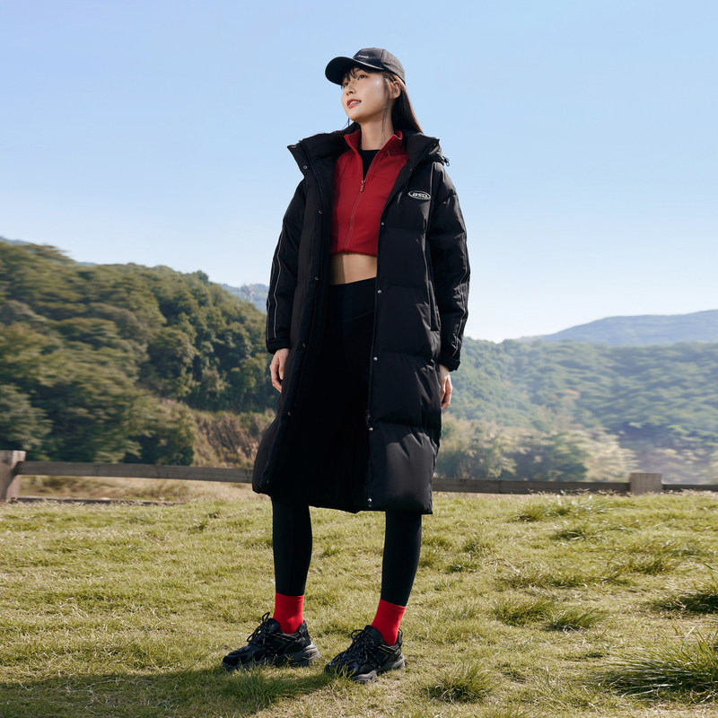 波司登新款时尚冬季长款羽绒服