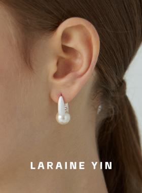 LARAINEYIN简约气质铜拉丝仿制珍珠耳环质感高级日常通勤约会耳饰