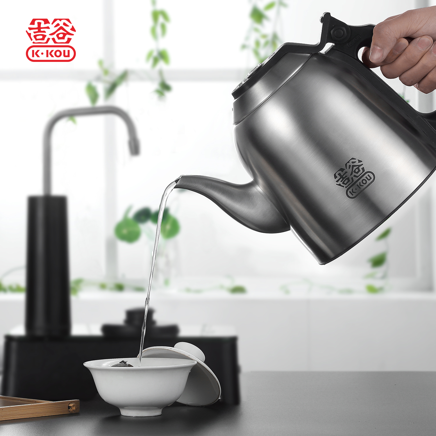 典藏款黑白全自动上水电水壶电热煮茶壶恒温烧水 TB0102 吉谷电水壶 典藏款黑白全自动上水电水壶电热煮茶壶恒温烧水 TB0102 吉谷电水壶