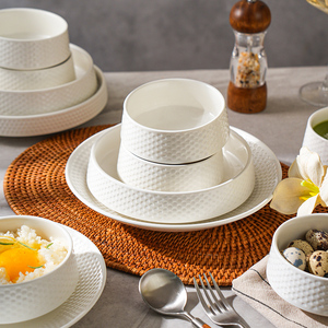 蜜蜂惊喜社舍里白色碗碟套装家用餐具陶瓷米饭碗碗盘筷套装