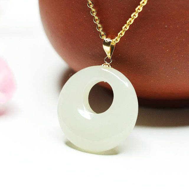 18K gold set with natural Hetian jade pendant white jade princess buckle safety buckle necklace jade gift jewelry high-end