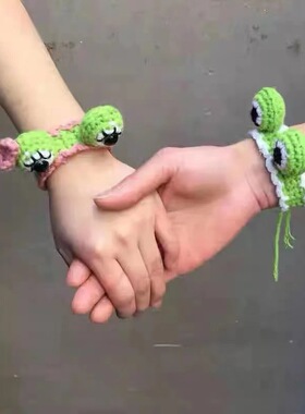 手工钩编针织小熊毛线兔耳手环甜美可爱儿童手绳创意BB纽扣链礼物