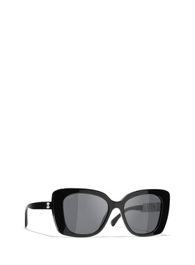 CHANEL 女士眼镜 CH5422B1026S4 CO 灰色 方形徽标太阳镜