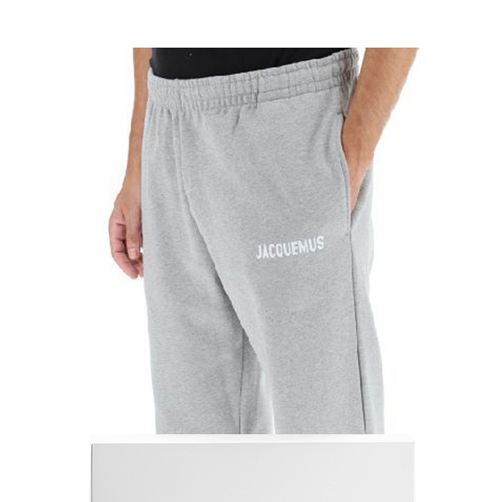 香港直邮JACQUEMUS 男士运动裤浅灰色 226JS081-2210-950 - 图3