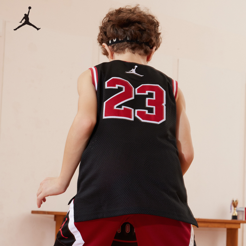 JORDAN童装儿童背心男童篮球服上衣夏季大小童排汗吊带JD2122087-图2