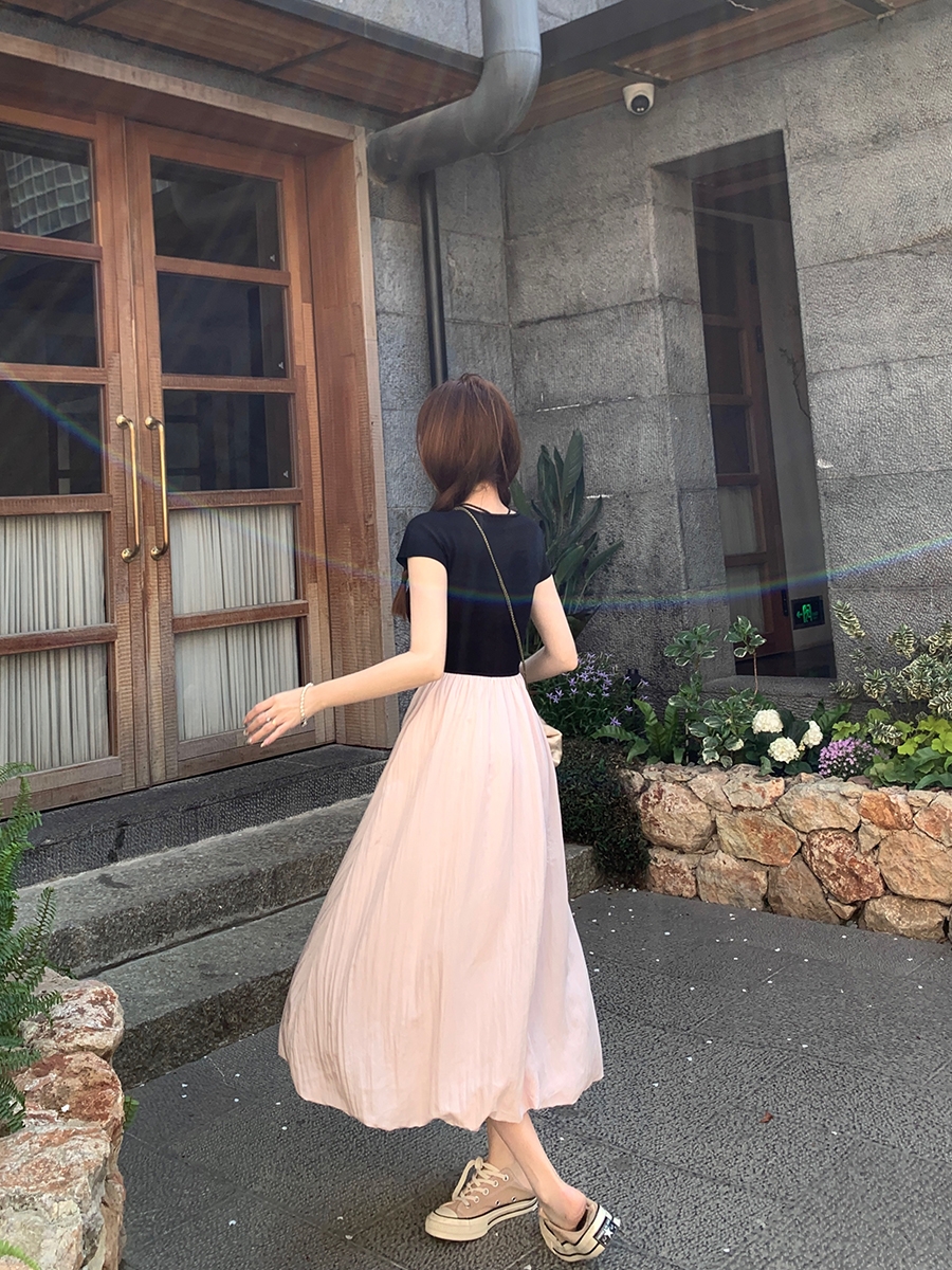 杨杨YANGRUOYU【半岛美术馆】针织拼接连衣裙法式设计感花苞长裙