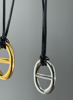 不掉色项链轻奢小众不过时猪鼻子钛钢镀金可碰水随意调节毛衣链女