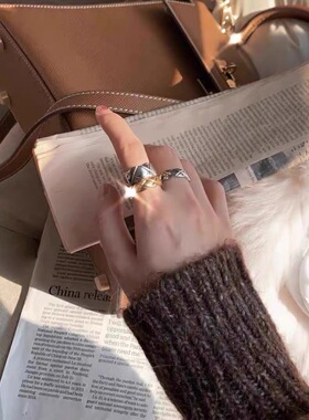 设计师女钛钢欧美不掉色戒指批发