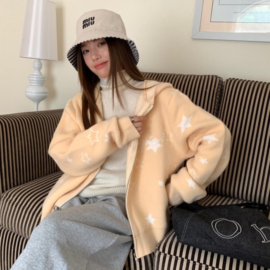 KHIAN SOON国潮秋冬刺绣翅膀logo星星图案拉链毛衣连帽外套女加厚