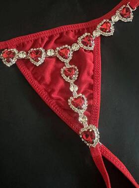 Sexy Heart Bikini Thong Panties with Exquisite Body Chain