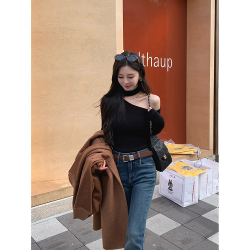 12/2  10AM  徐琳「古巴摩登」高腰水洗微弹牛仔显瘦微喇马蹄裤 - 图1