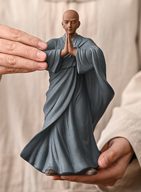禅意紫砂小和尚人物装饰品