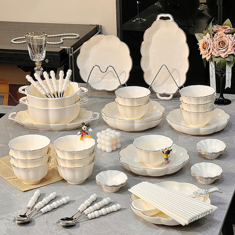 轻奢乔迁餐具套装2025新款高颜值家用吃饭碗米饭碗汤碗盘子碗组合,淘宝优惠券,粉丝福利购,淘宝优惠卷