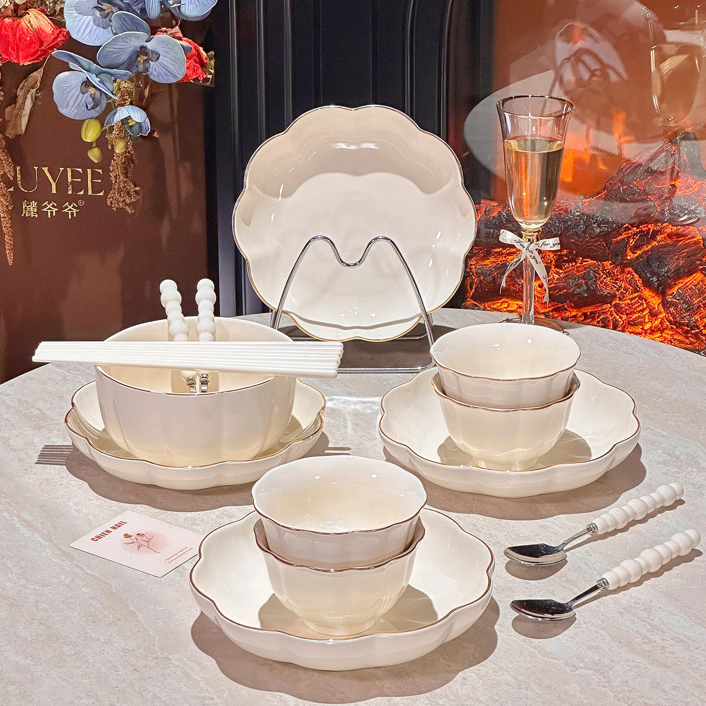 釉下彩陶瓷餐具碗筷碗盘套装家用2025新款高颜值米饭碗盘子汤碗,淘宝优惠券,粉丝福利购,淘宝优惠卷