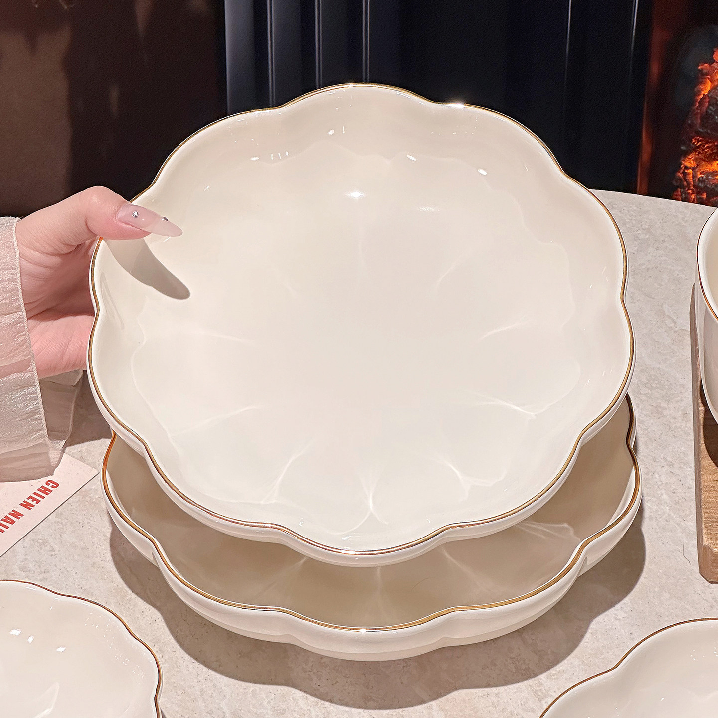 釉下彩陶瓷餐具碗筷碗盘套装家用2025新款高颜值米饭碗盘子汤碗,淘宝优惠券,粉丝福利购,淘宝优惠卷