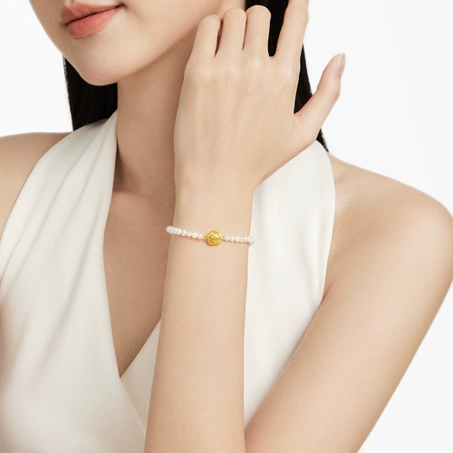 周大福 Изысканный элегантный золотой горный чай, браслет из жемчуга для друга, подарок для девушки