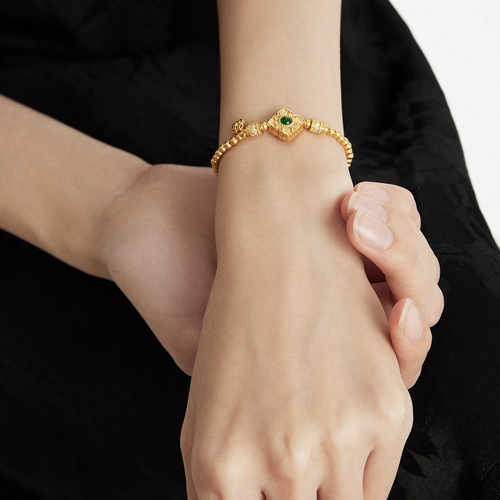 周大福 Серия Guocui Heritage Series Yaofu Ruyi Foot Golden Gold Bracelet Bracelet Женский подарок CW97