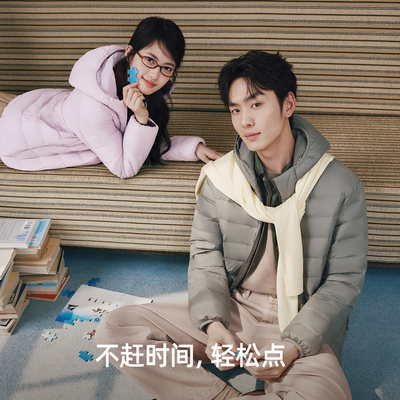 雪中飞女连帽排骨羽绒服