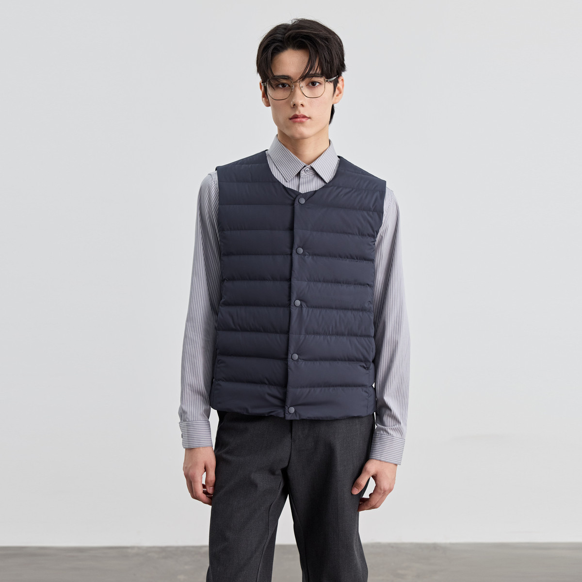 雪中飞2025冬新款羽绒马甲男短款内搭羽绒服商务内胆背心秋冬马夹,淘宝优惠券,粉丝福利购,淘宝优惠卷