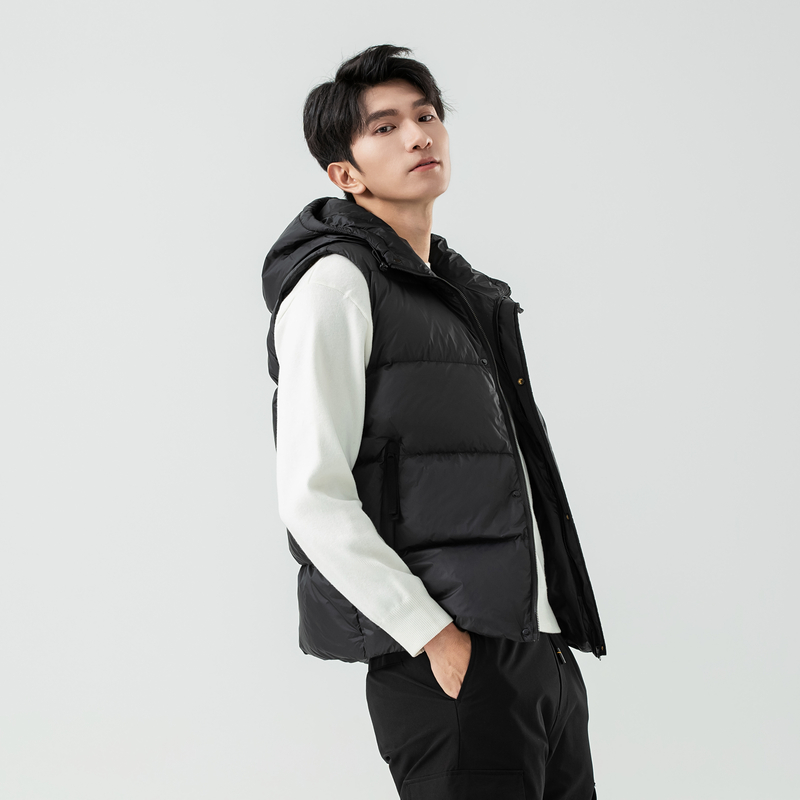 雪中飞2025春秋新款羽绒马甲男黑色连帽抽绳防风简约保暖短款,淘宝优惠券,粉丝福利购,淘宝优惠卷