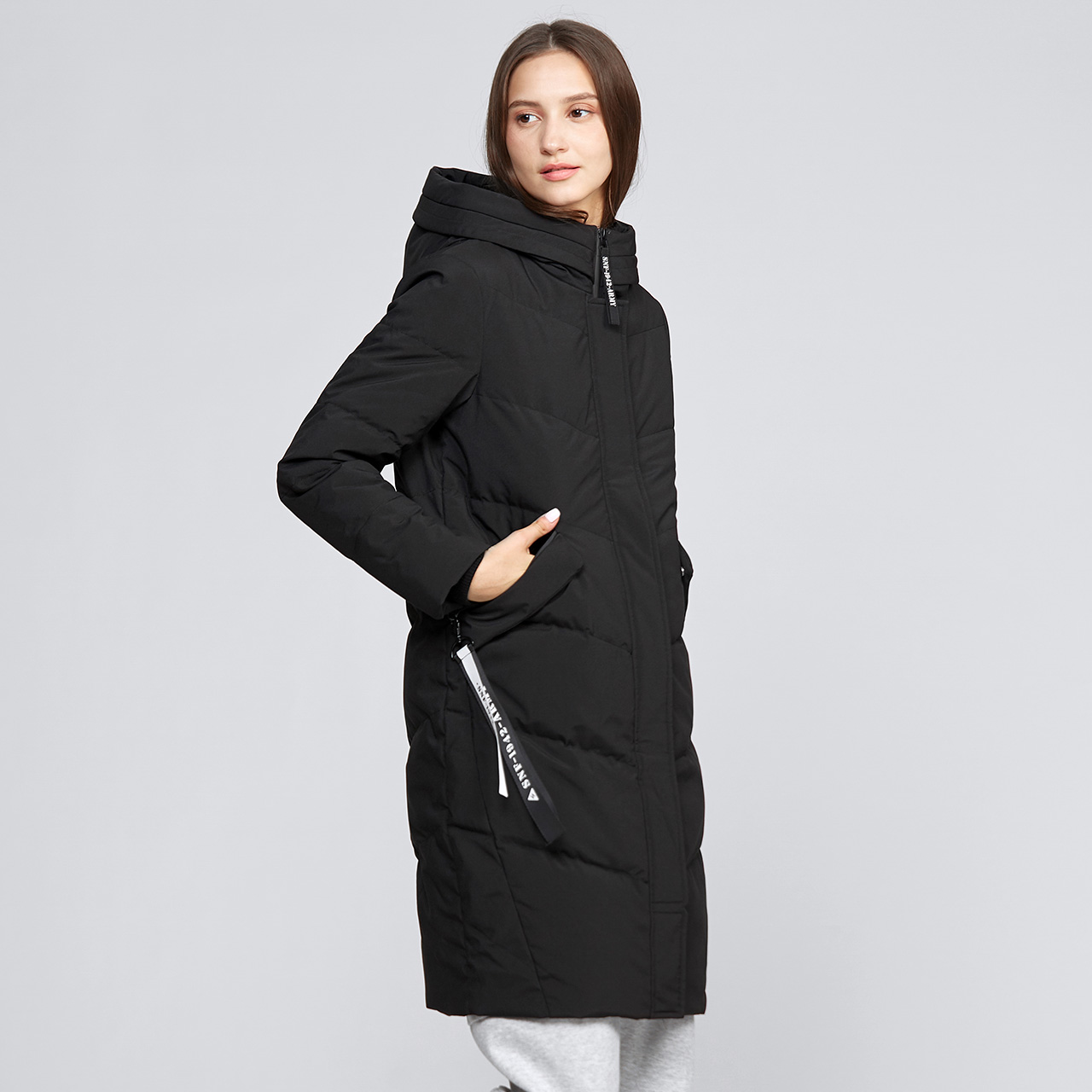 雪中飞反季羽绒服女中长款 秋冬新品连帽织带修身大码保暖外套 2019 雪中飞反季羽绒服女中长款 秋冬新品连帽织带修身大码保暖外套 2019