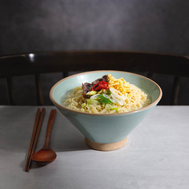 Nongshim bone flavor noodle soup imported from South Korea