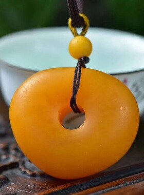 天然老蜜蜡平安扣吊坠俄料原石密蜡民族风项链毛衣链纯天然水滴