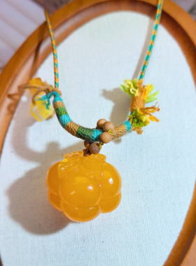 新款蜜蜡柿子柿柿如意吊坠毛衣链项链手把二代琥珀文玩网红款礼物