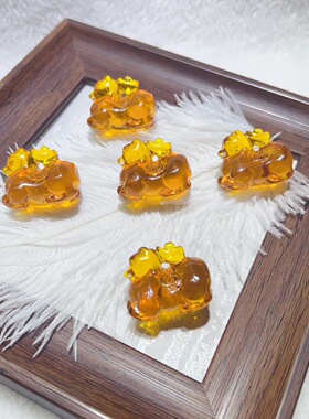 二代琥珀蜜蜡根珀小马金珀细沙金沙闪闪小兔小熊吊坠配件配饰