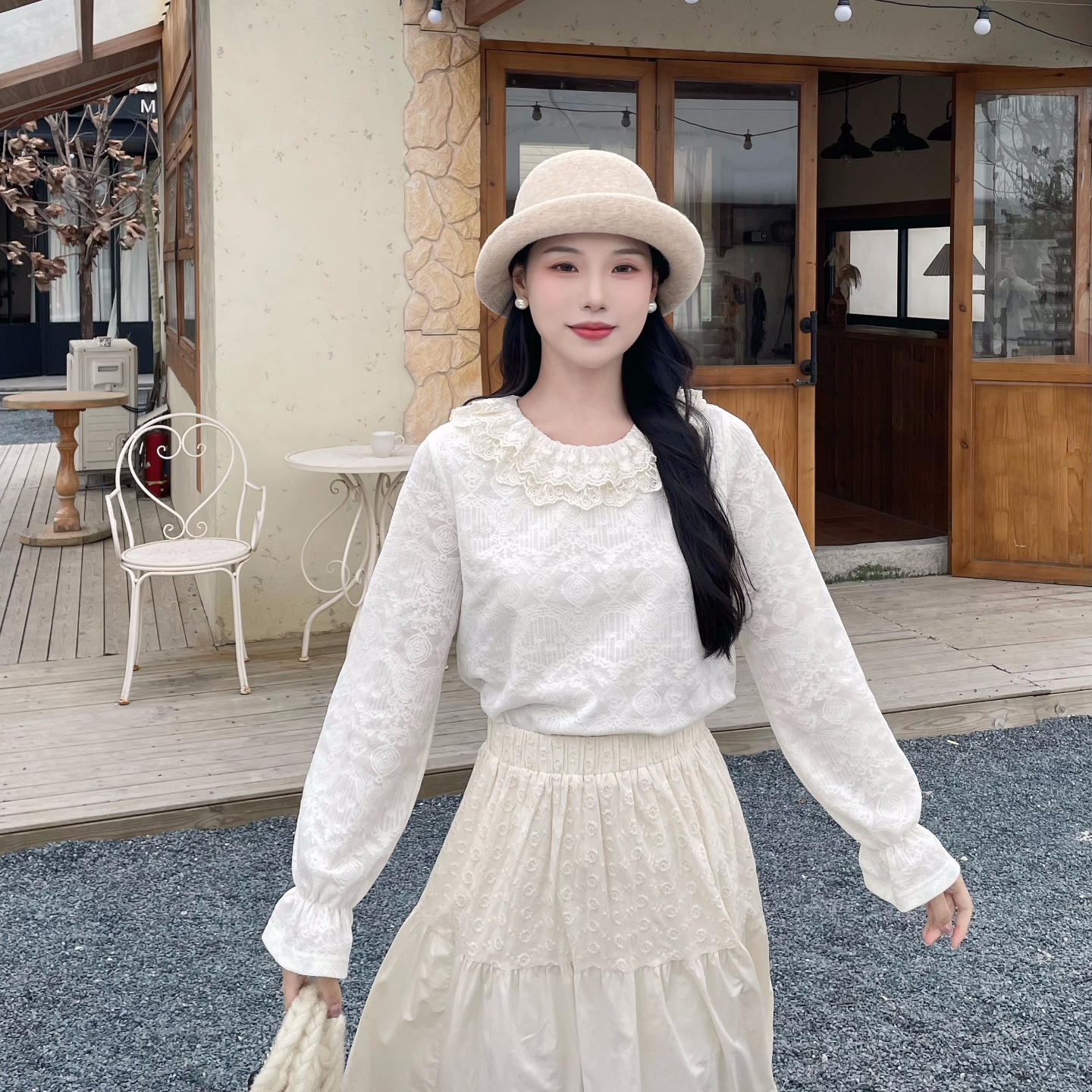 MOBAI默白 复古花边领提花打底上衣秋冬新款内搭蕾丝设计感衬衫女 - 图2