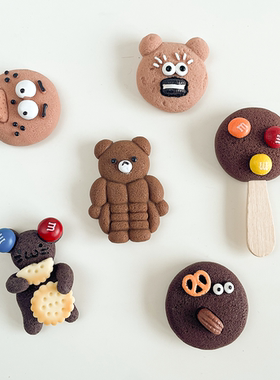可爱趣多多饼干冰箱贴m豆零食韩国ins磁吸家居装饰洞洞板肌肉熊