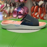 Новинка продолжает сандалии Crocs LiteRide для мужчин и женщин, пляжные противоскользящие сандалии с отверстиями 205183