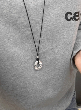 新款不规则吊坠项链简约ins风高级感百搭可抽拉调节韩系毛衣链