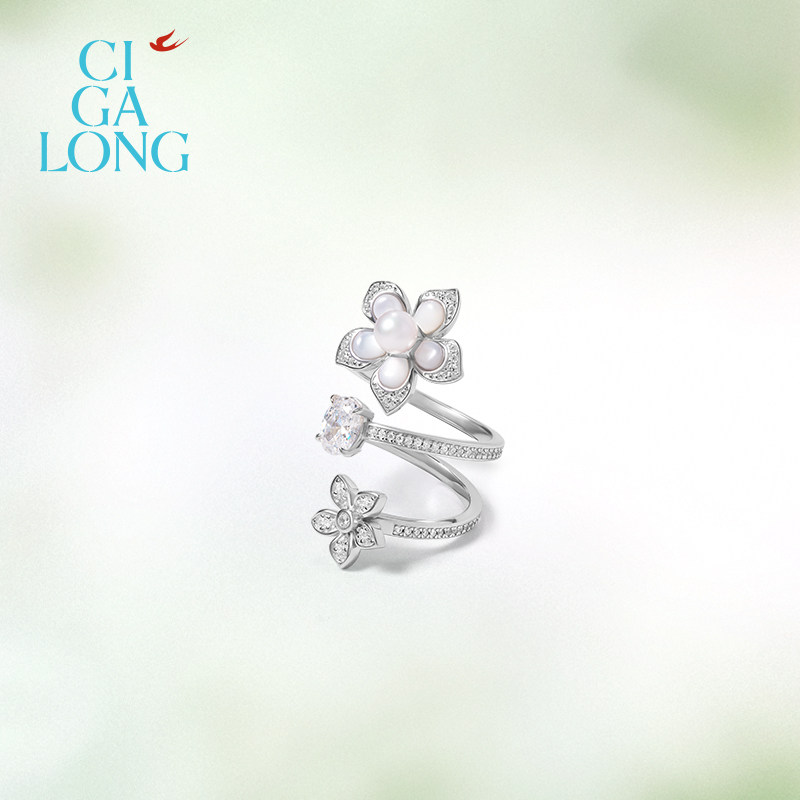 CIGALONG Windmill Jasmine Pearl Multi-Hoop Ring