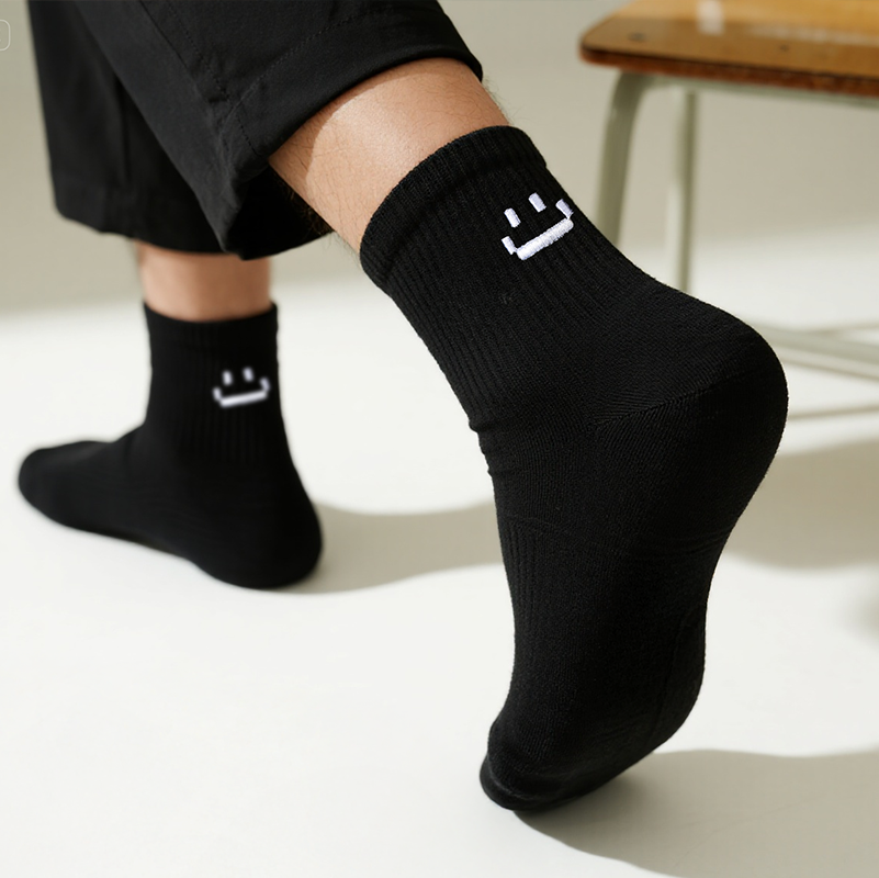 吉良先生 男士中筒袜纯棉吸汗防臭运动男袜潮笑脸女袜黑白色男袜,淘宝优惠券,粉丝福利购,淘宝优惠卷