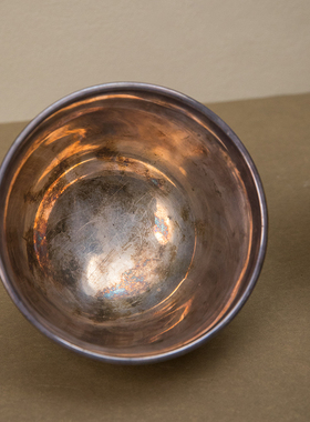 永乐款黄釉花卉纹银内胆碗