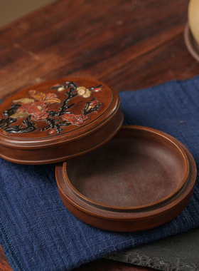 黄杨木百宝嵌花卉纹圆形香盒