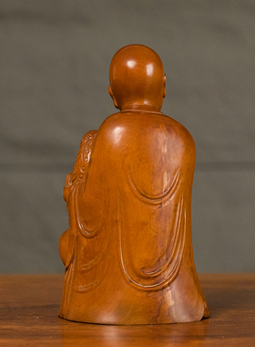 清代黄杨木雕戏狮罗汉