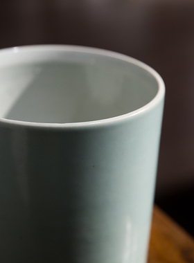 清代影青釉大笔筒老物件古董收藏文房雅器书房桌面瓷器摆件笔筒