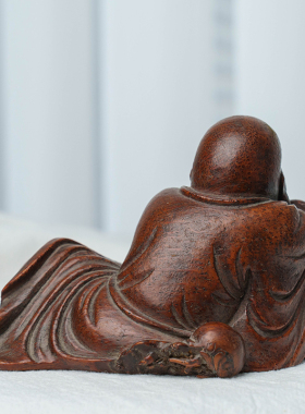 清代竹雕罗汉人物摆件