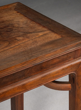 清代红木高束腰霸王枨半桌