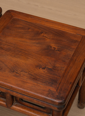 红木圆包圆鱼门洞方凳（一对）