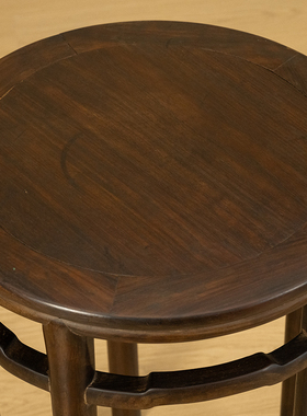 红木罗锅枨五足圆香几