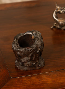 清代小叶紫檀松鹤延年随形笔筒