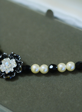 艺伎的胭脂 vintage nolan miller 黑色 白色 珍珠保存品花卉项链