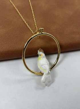 英国童话风创意设计手绘珐琅彩釉镀18k真金轻奢森系鹦鹉小鸟项链