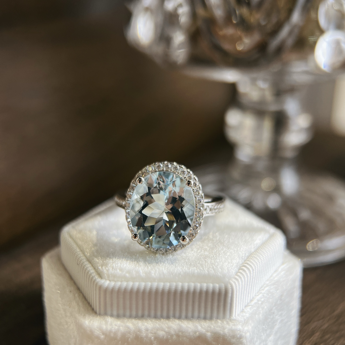 星赞轻奢珠宝S925银镶嵌约5.8克拉天然海蓝宝大主石精致日常戒指 - 图0