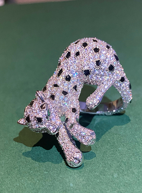 重工珠宝慵懒猎豹超闪满钻戒指
