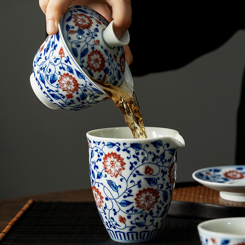 泥土故事釉里红缠枝莲泡茶碗功夫茶具盖碗单个防烫陶瓷泡茶器茶杯 - 图2